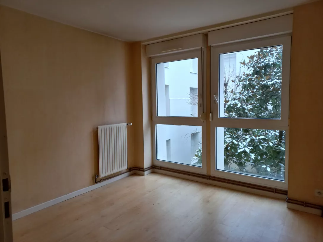  Achat appartement T4  86.85m²  à Chalons-En-Champagne  (51000)  - ER.18171 - Galerie 7 - Ouvrir l'image en pleine taille