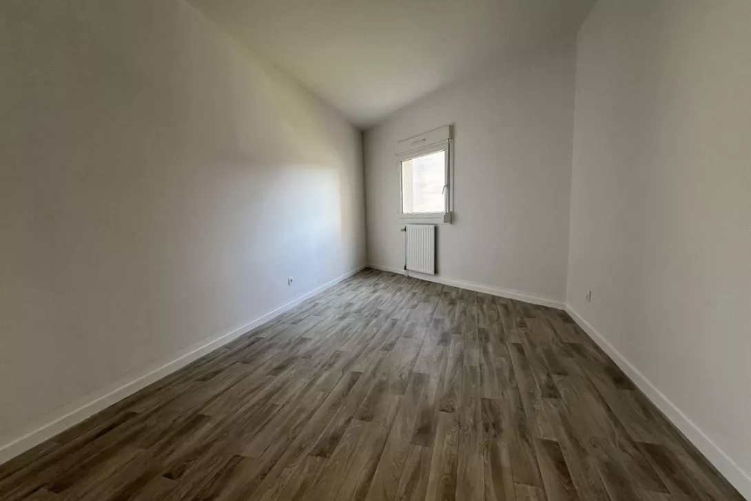  Achat appartement T5  90.00m²  à Reims  (51100)  - ER.18313 - Galerie 2 - Ouvrir l'image en pleine taille
