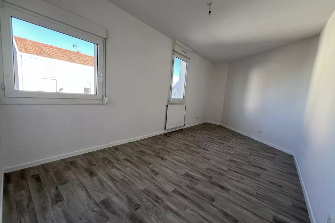  Achat appartement T5  90.00m²  à Reims  (51100)  - ER.18313 - Galerie 3 - Ouvrir l'image en pleine taille