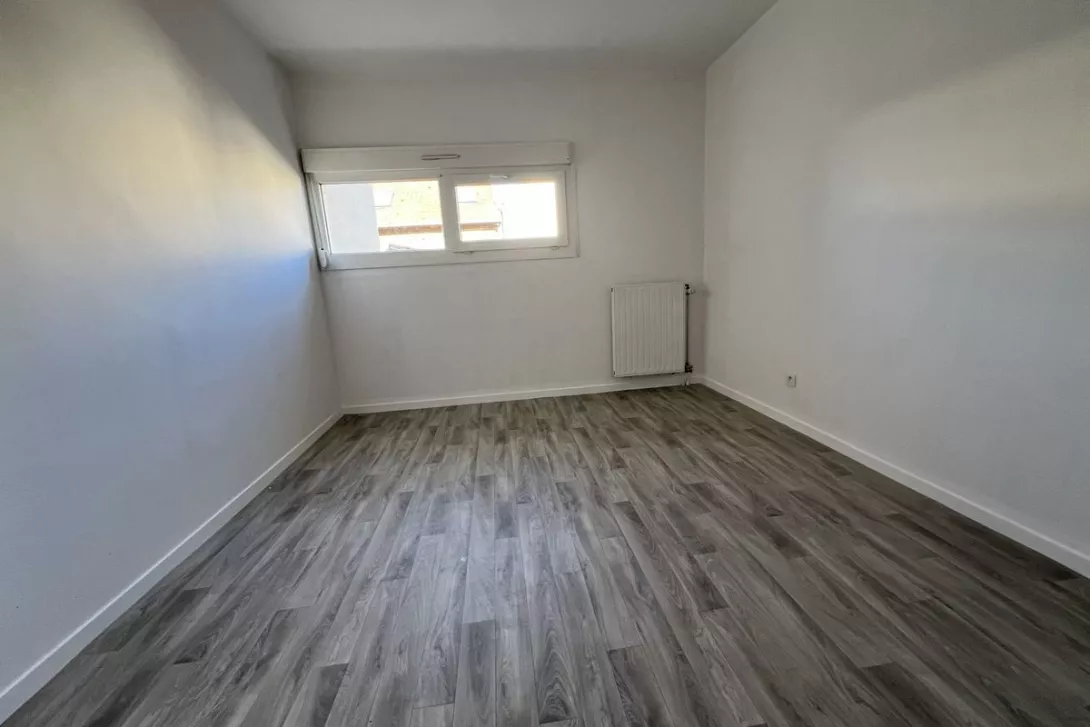  Achat appartement T5  90.00m²  à Reims  (51100)  - ER.18313 - Galerie 4 - Ouvrir l'image en pleine taille