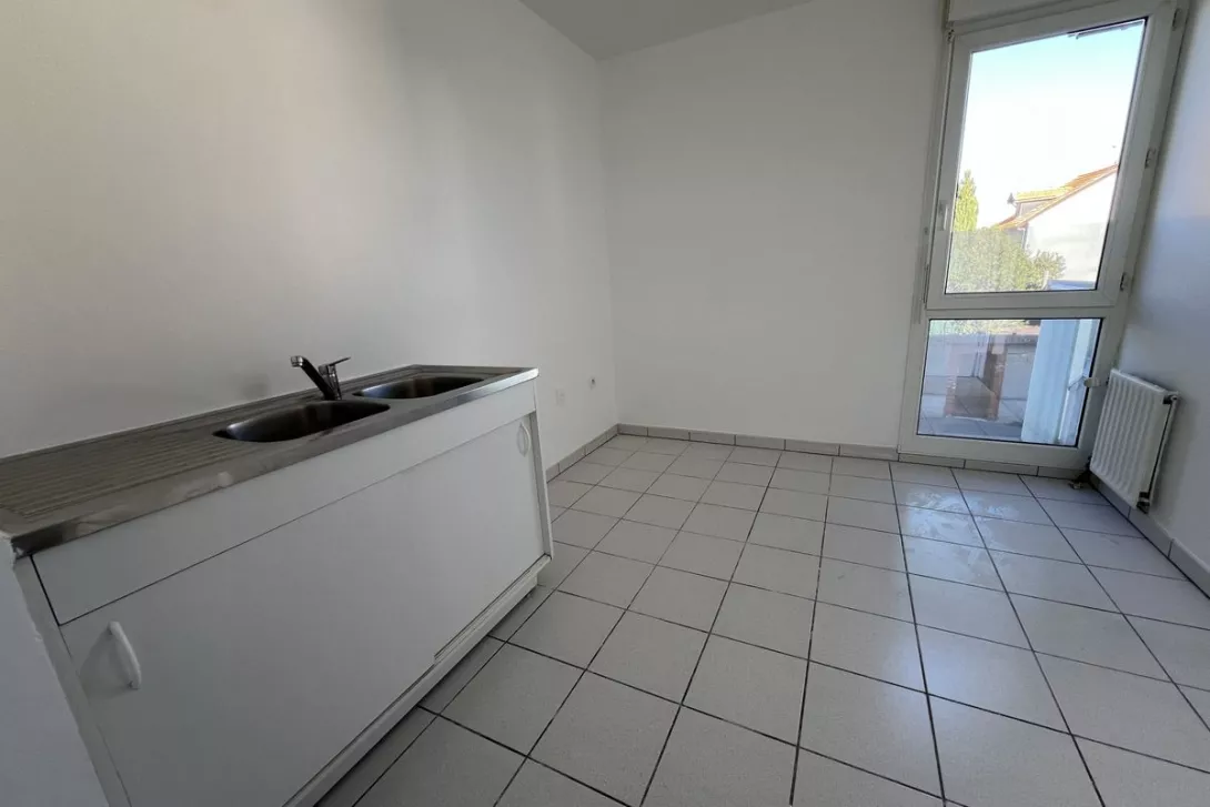  Achat appartement T5  90.00m²  à Reims  (51100)  - ER.18313 - Galerie 6 - Ouvrir l'image en pleine taille