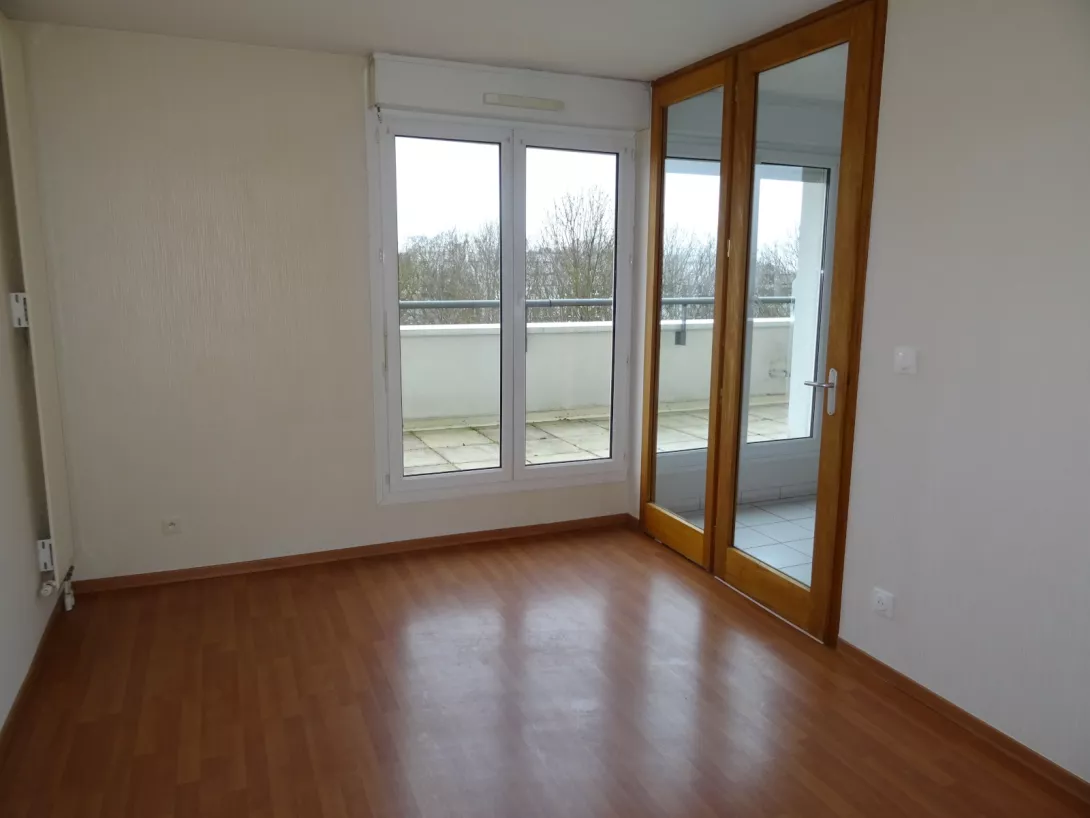  Location appartement T4  99.08m²  à Reims  (51100)  - ER.18724 - Galerie 6 - Ouvrir l'image en pleine taille