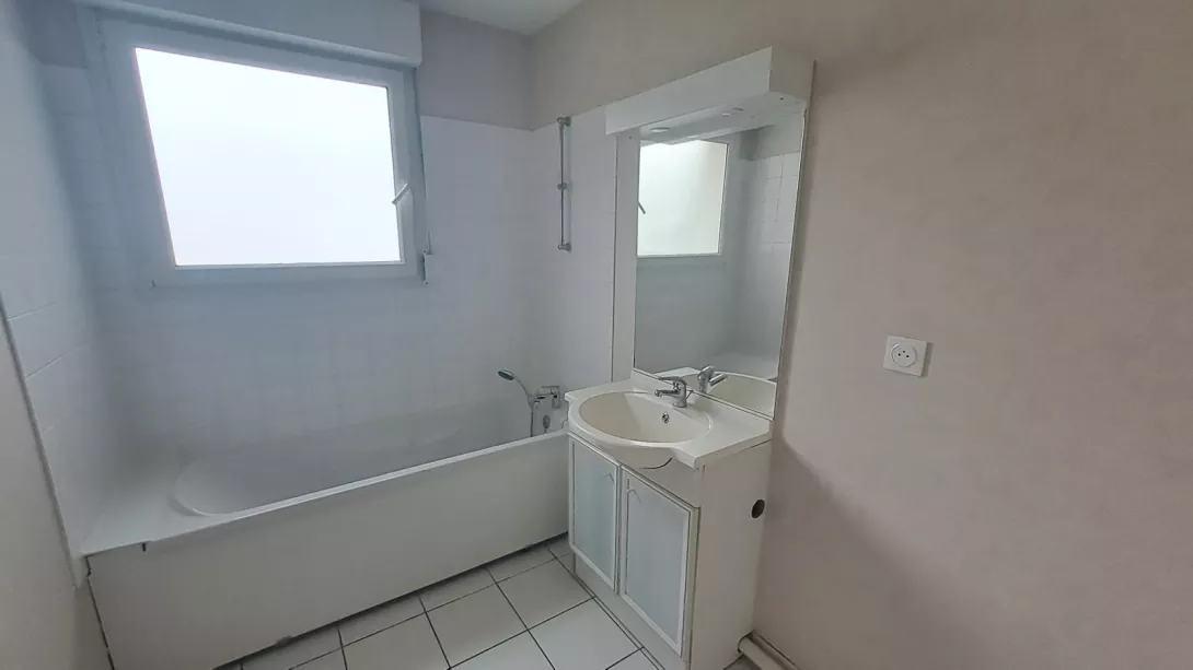  Location appartement T4  86.20m²  à Reims  (51100)  - ER.18829 - Galerie 4 - Ouvrir l'image en pleine taille