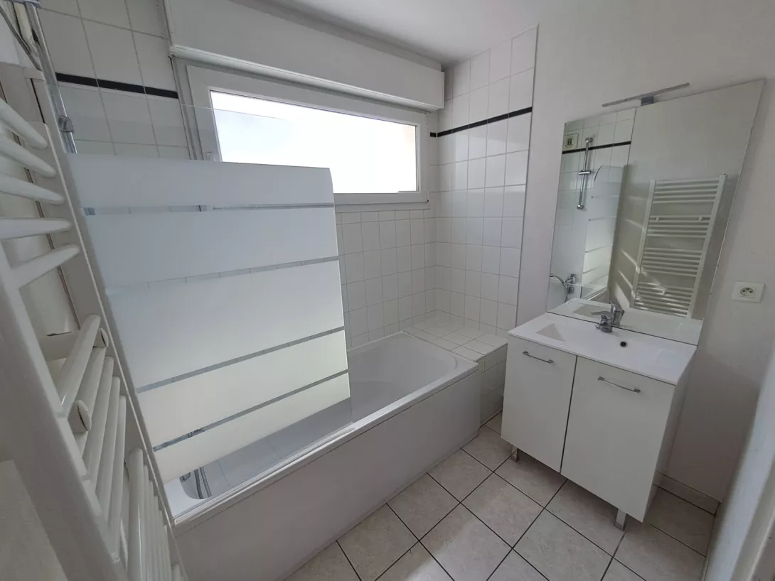  Location appartement T3  81.95m²  à Tinqueux  (51430)  - ER.18877 - Galerie 5 - Ouvrir l'image en pleine taille