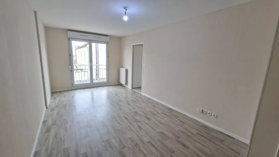  Location appartement T4  81.85m²  à Tinqueux  (51430)  - ER.19004 - Galerie 2 - Ouvrir l'image en pleine taille