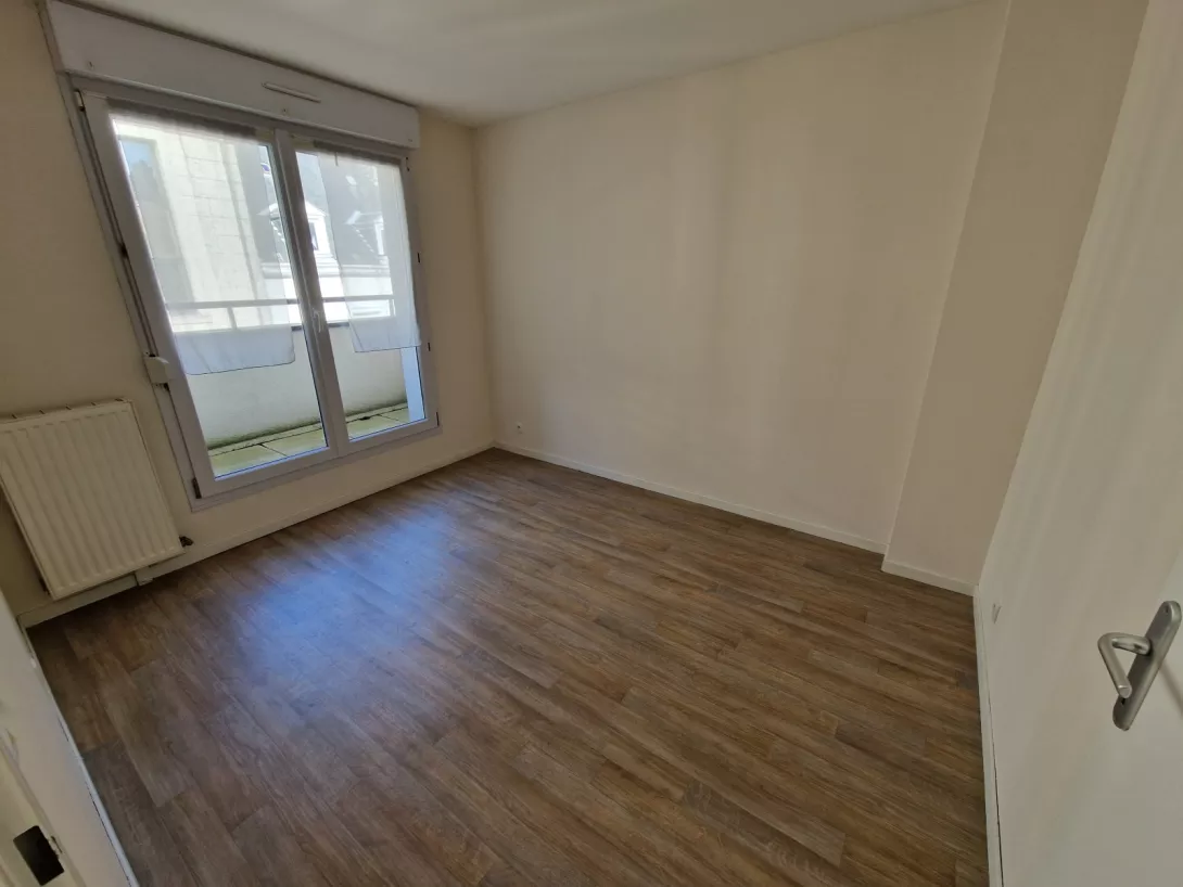  Location maison T7  135.91m²  à Reims  (51100)  - ER.19045 - Galerie 6 - Ouvrir l'image en pleine taille