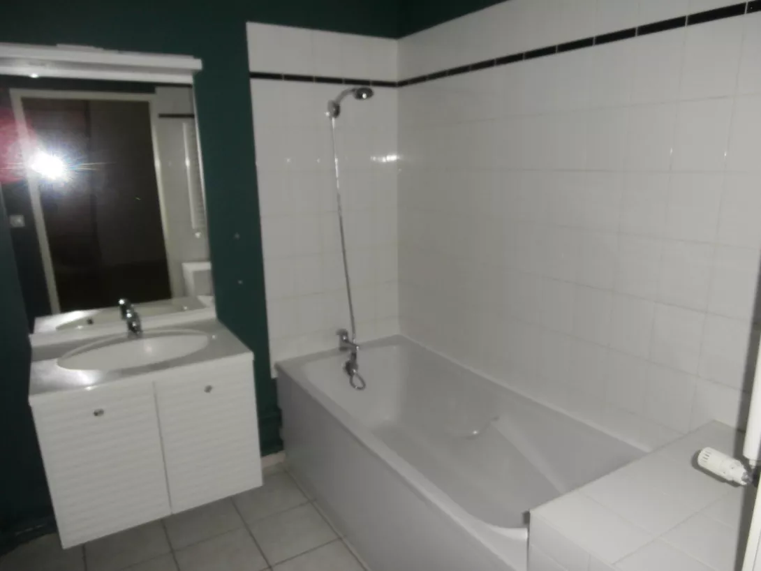  Location appartement T5  120.91m²  à Cormontreuil  (51350)  - ER.19105 - Galerie 5 - Ouvrir l'image en pleine taille
