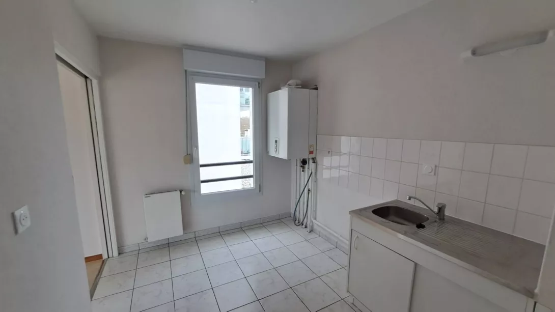  Location appartement T4  100.89m²  à Reims  (51100)  - ER.19509 - Galerie 6 - Ouvrir l'image en pleine taille