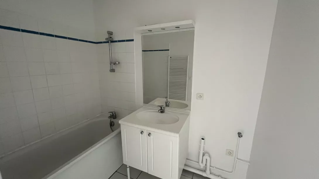  Location appartement T4  82.00m²  à Reims  (51100)  - ER.19742 - Galerie 2 - Ouvrir l'image en pleine taille
