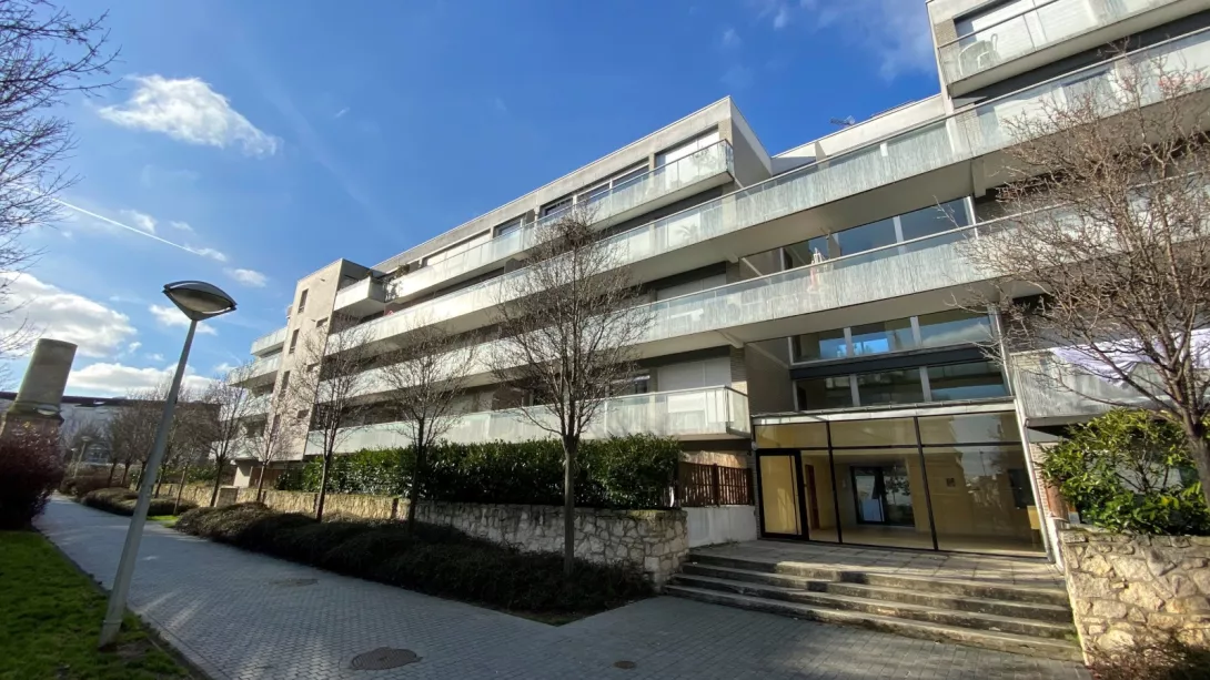  Location appartement T4  82.00m²  à Reims  (51100)  - ER.19742 - Galerie 6 - Ouvrir l'image en pleine taille