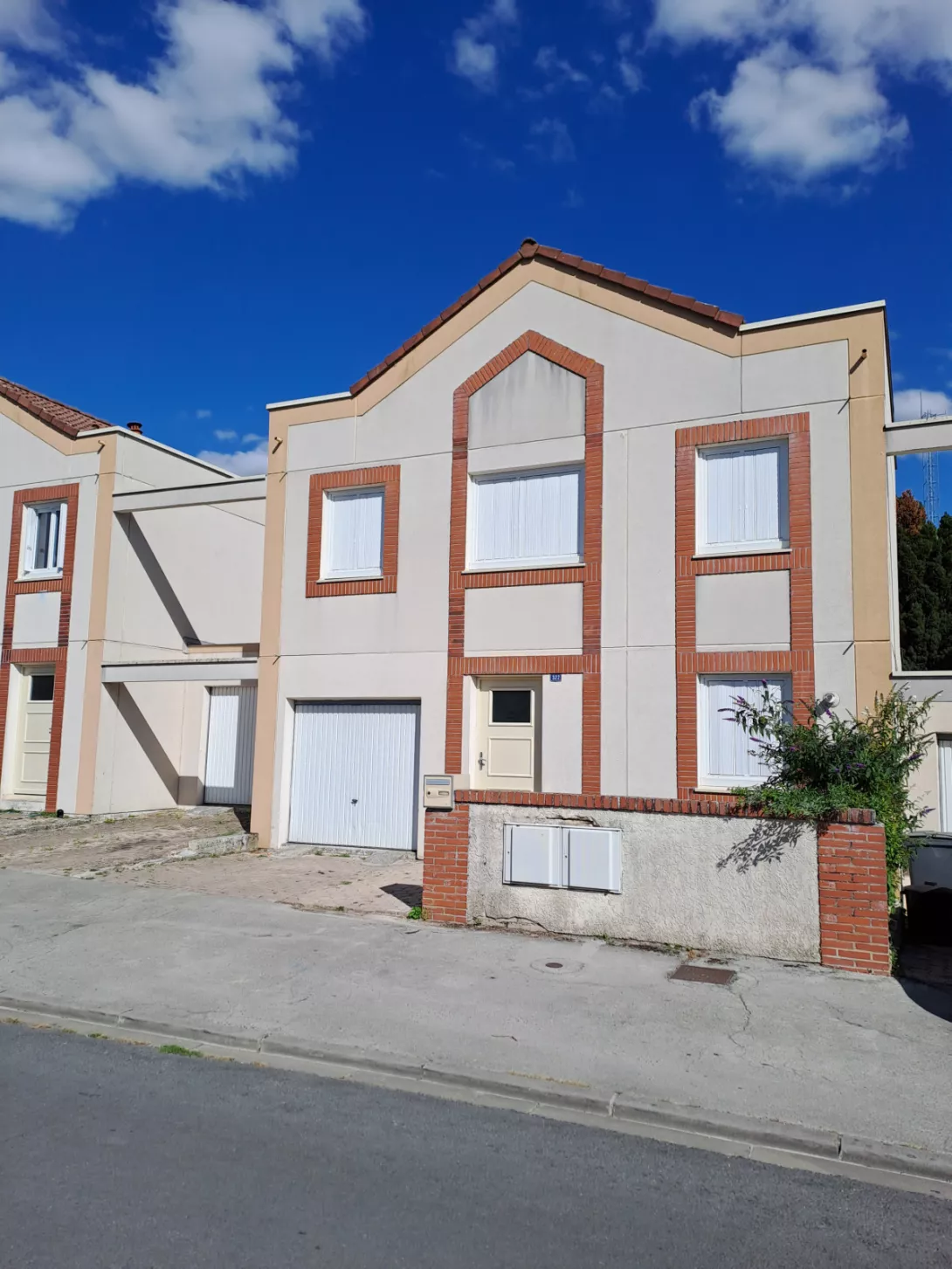  Location maison T5  98.00m²  à Sezanne  (51120)  - ER.20346 - Galerie 1 - Ouvrir l'image en pleine taille