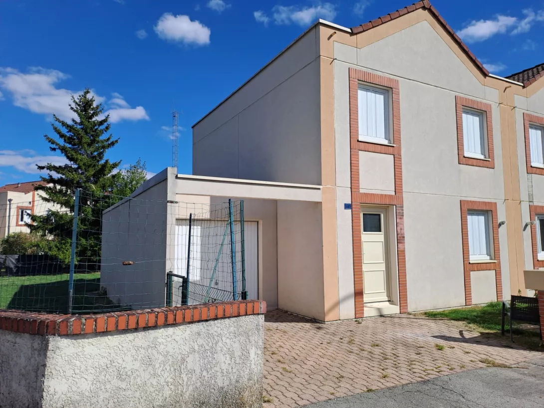  Location maison T4  86.00m²  à Sezanne  (51120)  - déjà  loué   - ER.20348 - Galerie 1 - Ouvrir l'image en pleine taille