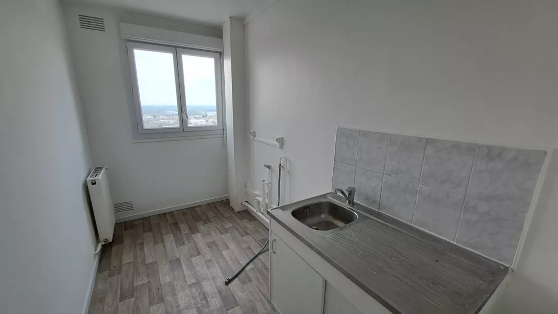  Location appartement T4  67.00m²  à Chalons-En-Champagne  (51000)  - ER.20646 - Galerie 5 - Ouvrir l'image en pleine taille