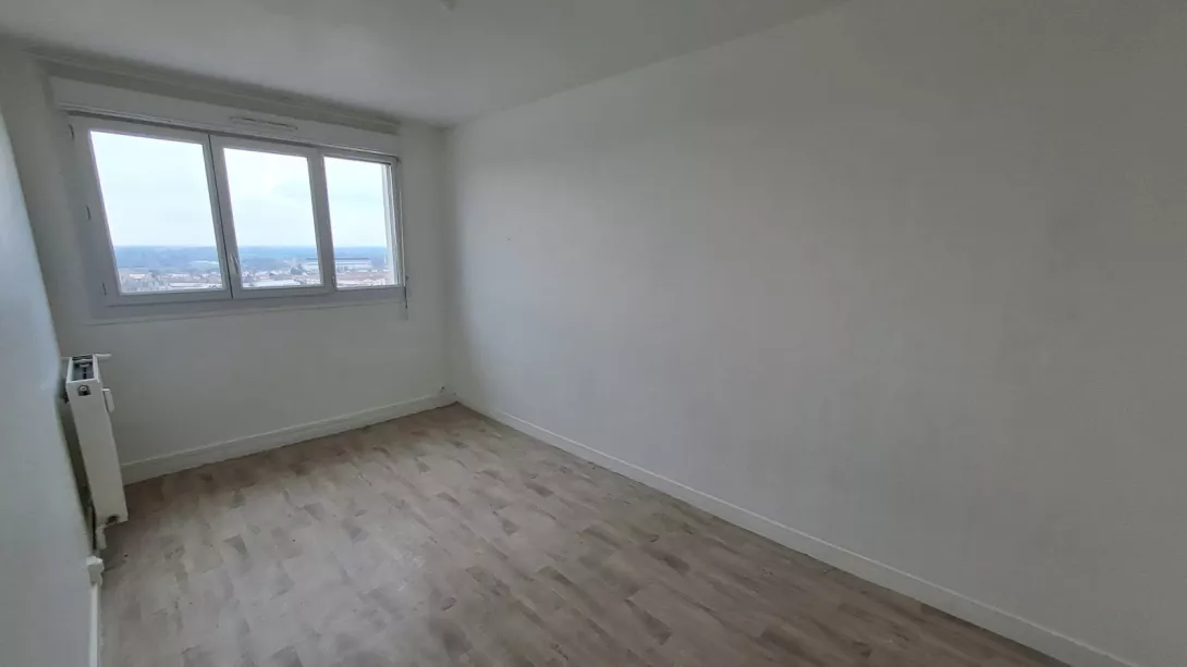  Location appartement T4  67.00m²  à Chalons-En-Champagne  (51000)  - ER.20646 - Galerie 6 - Ouvrir l'image en pleine taille
