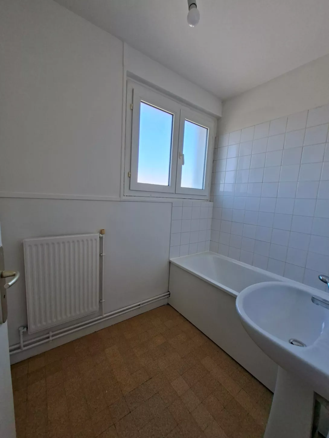  Location appartement T3  46.08m²  à Chalons-En-Champagne  (51000)  - déjà  loué   - ER.21529 - Galerie 3 - Ouvrir l'image en pleine taille