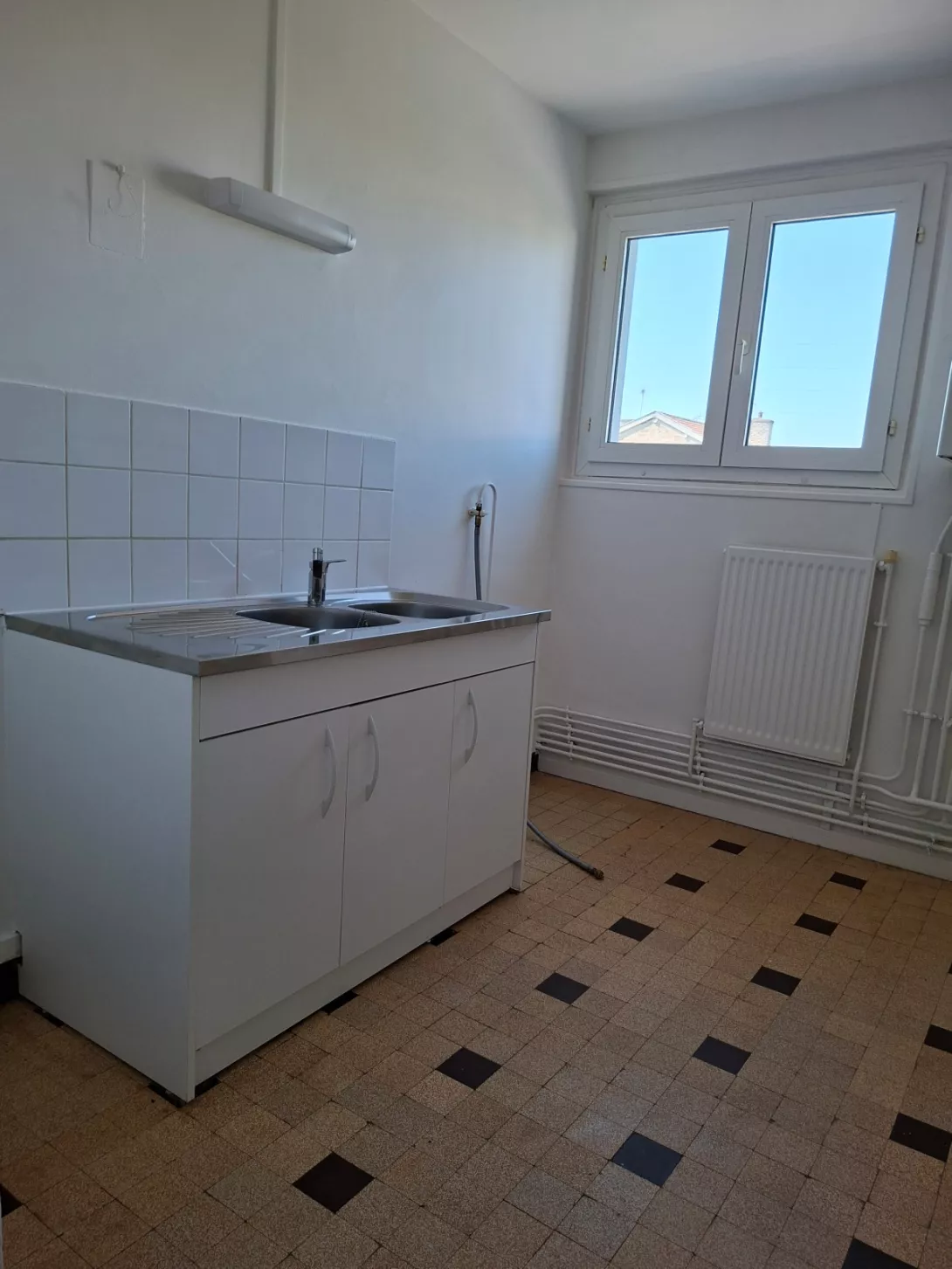 Location appartement T3  46.08m²  à Chalons-En-Champagne  (51000)  - déjà  loué   - ER.21529 - Galerie 5 - Ouvrir l'image en pleine taille