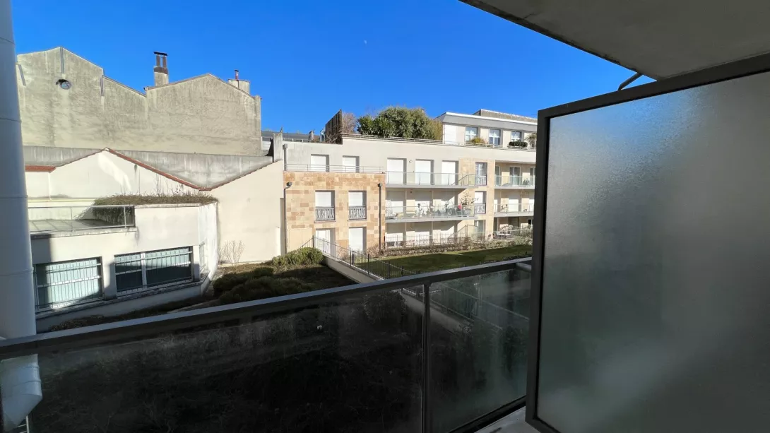 Location appartement T4  94.20m²  à Reims  (51100)  - ER.21761 - Galerie 7 - Ouvrir l'image en pleine taille