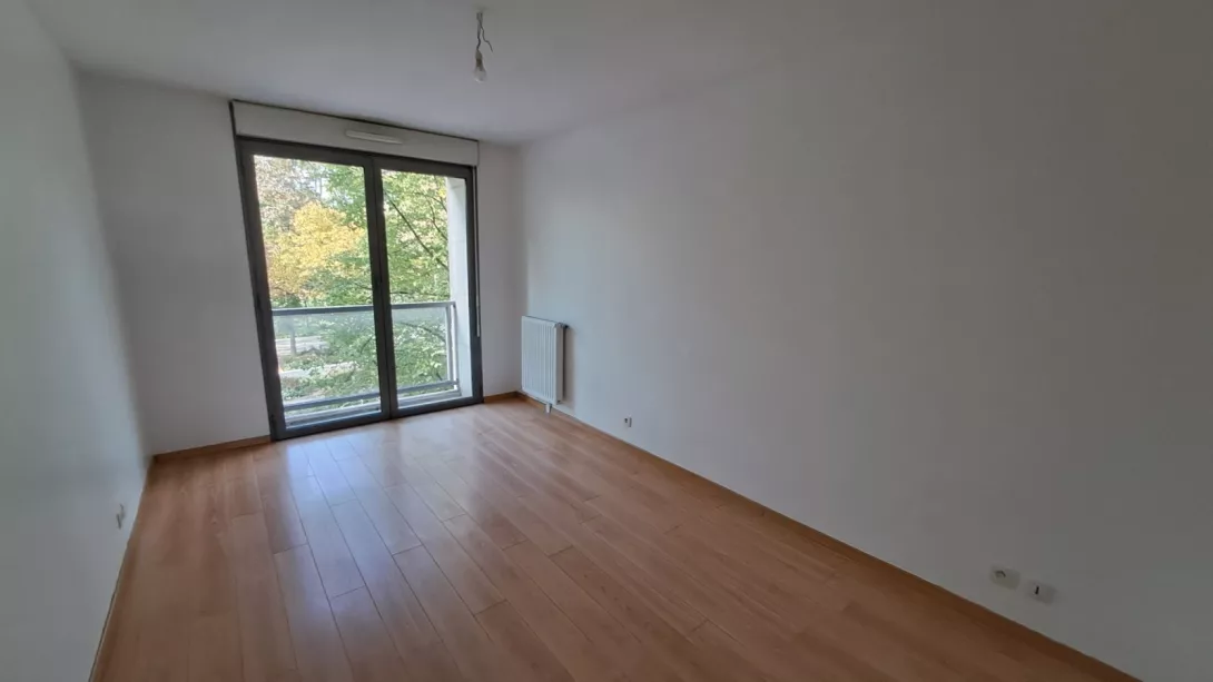  Location appartement T5  111.70m²  à Reims  (51100)  - ER.21764 - Galerie 6 - Ouvrir l'image en pleine taille