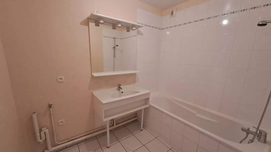  Location appartement T5  111.70m²  à Reims  (51100)  - ER.21764 - Galerie 7 - Ouvrir l'image en pleine taille