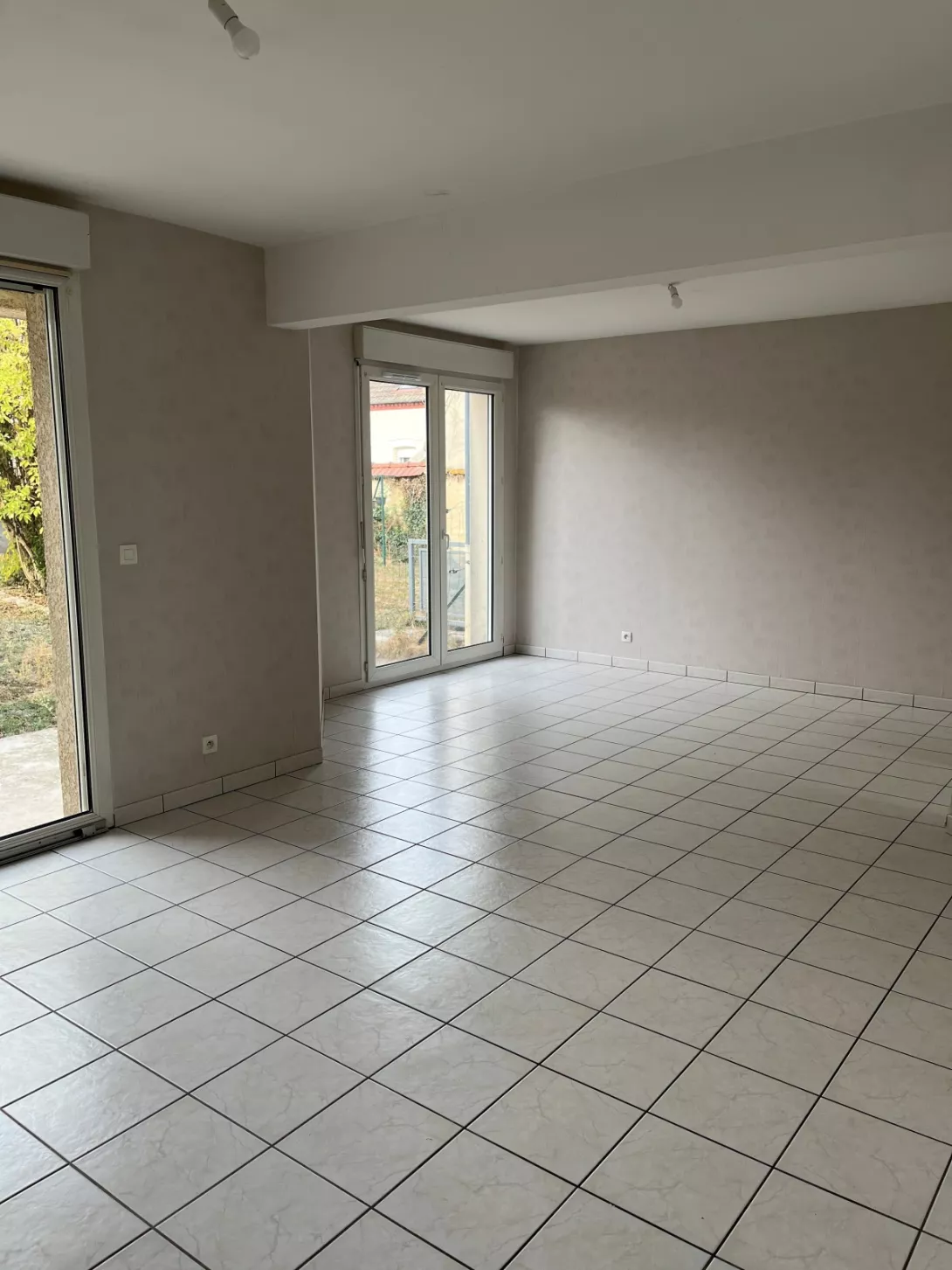  Location maison T5  114.00m²  à Ambonnay  (51150)  - ER.21842 - Galerie 4 - Ouvrir l'image en pleine taille