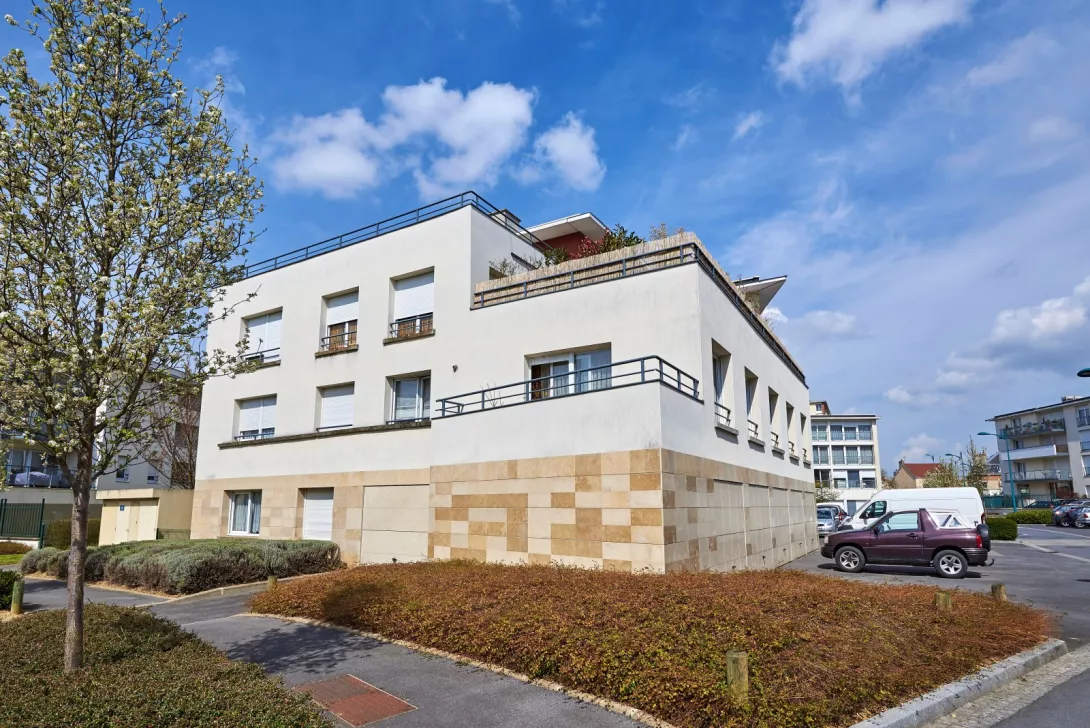  Location appartement T5  116.00m²  à Tinqueux  (51430)  - ER.22437 - Galerie 3 - Ouvrir l'image en pleine taille