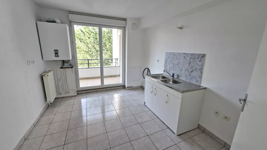  Location appartement T5  116.00m²  à Tinqueux  (51430)  - déjà  loué   - ER.22437 - Galerie 9 - Ouvrir l'image en pleine taille