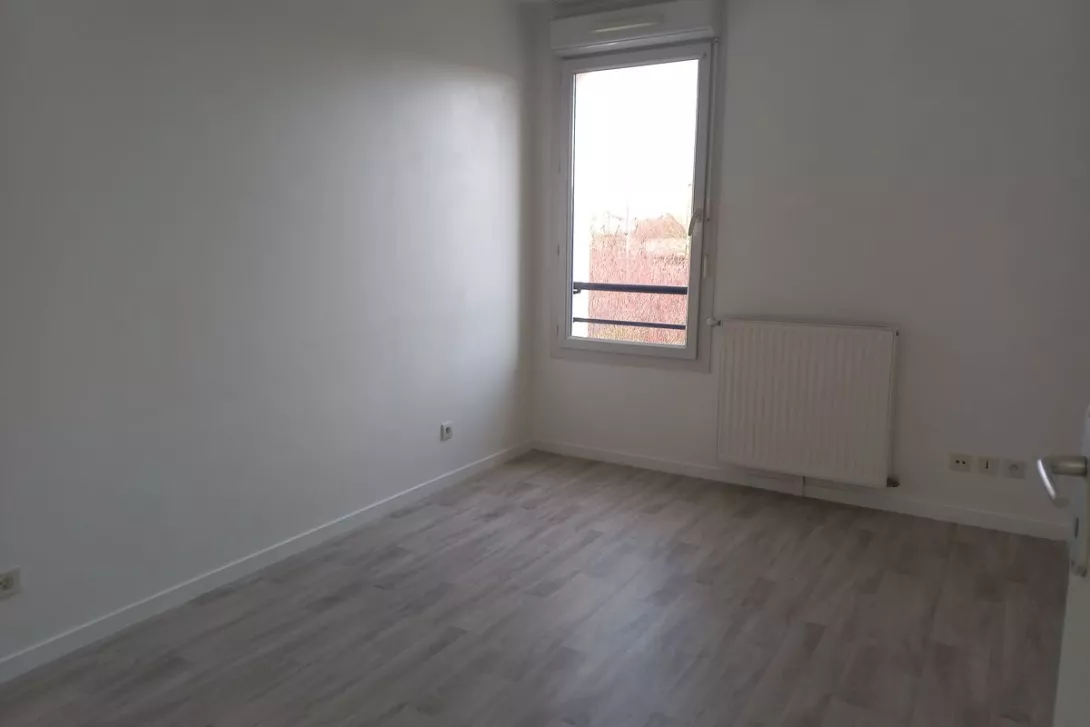  Achat appartement T5  83.00m²  à Betheny  (51450)  - ER.22454 - Galerie 4 - Ouvrir l'image en pleine taille