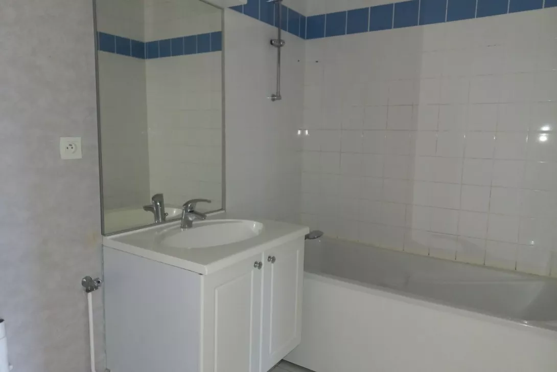  Achat appartement T5  83.00m²  à Betheny  (51450)  - ER.22454 - Galerie 7 - Ouvrir l'image en pleine taille