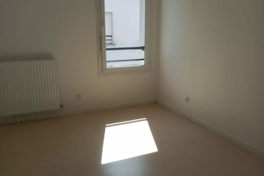  Achat appartement T5  83.00m²  à Betheny  (51450)  - ER.22463 - Galerie 5 - Ouvrir l'image en pleine taille