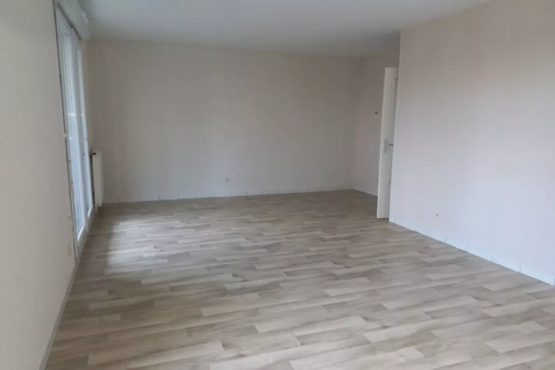  Achat appartement T5  93.00m²  à Betheny  (51450)  - ER.22466 - Galerie 2 - Ouvrir l'image en pleine taille