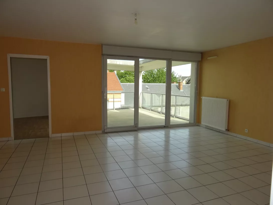  Location appartement T4  80.50m²  à Reims  (51100)  - ER.22658 - Galerie 5 - Ouvrir l'image en pleine taille