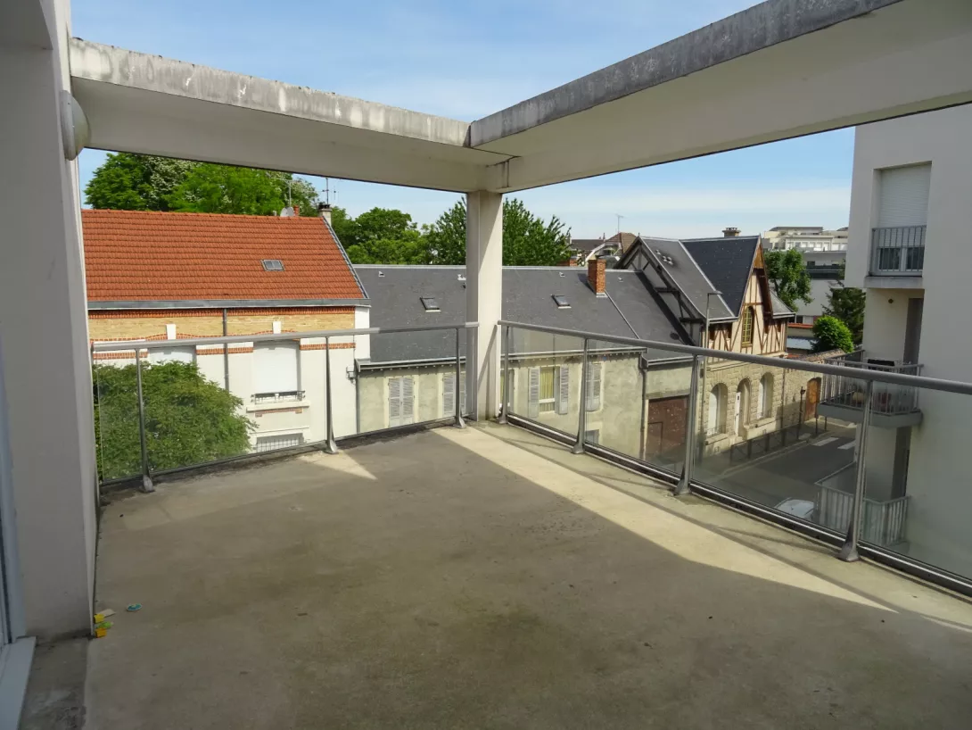  Location appartement T4  80.50m²  à Reims  (51100)  - ER.22658 - Galerie 1 - Ouvrir l'image en pleine taille