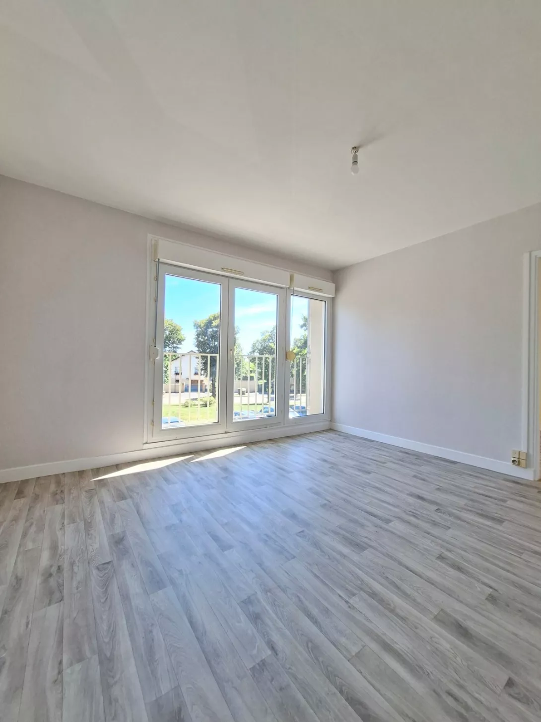  Location appartement T4  71.00m²  à Sezanne  (51120)  - ER.22854 - Galerie 2 - Ouvrir l'image en pleine taille