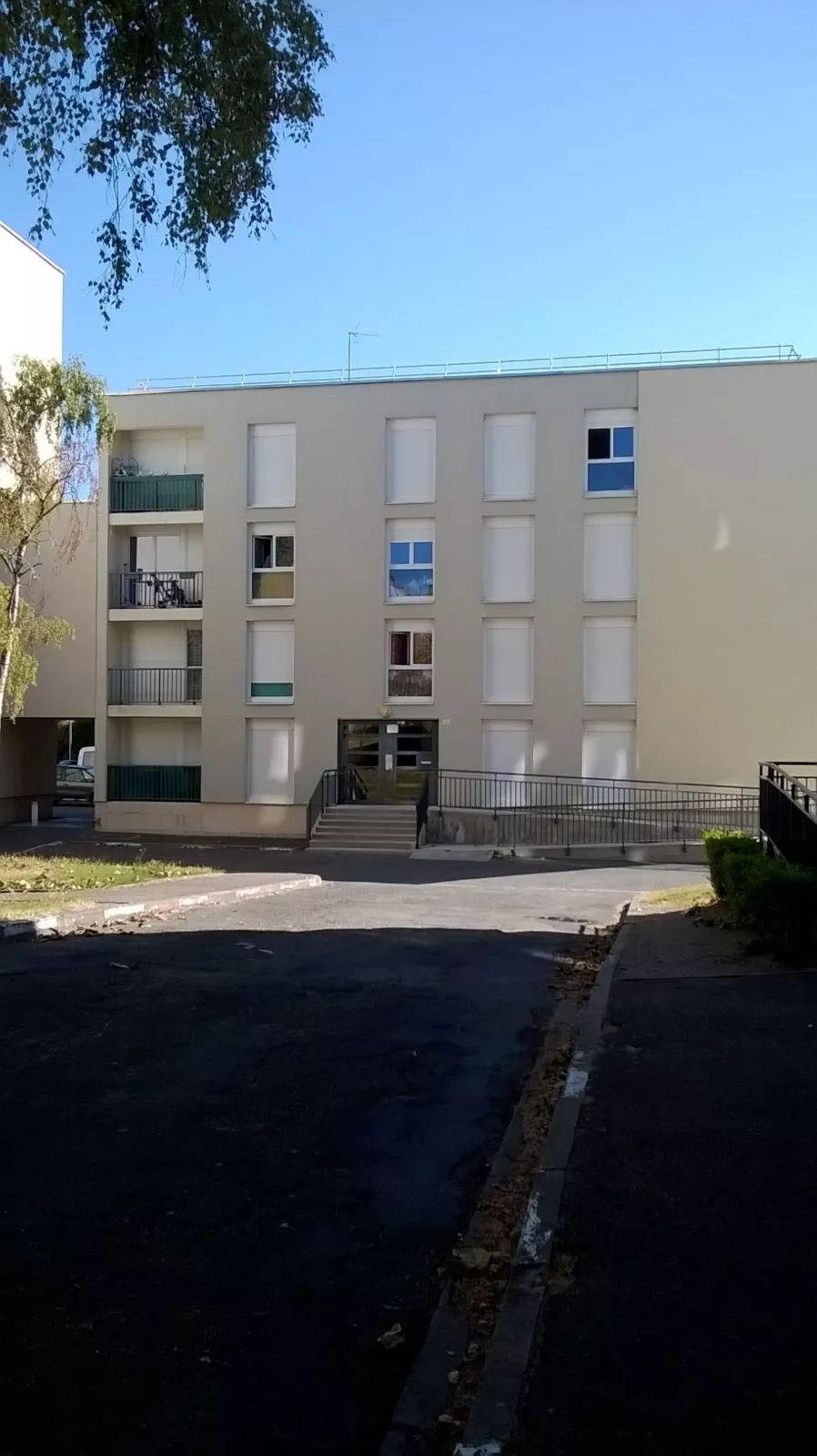  Location appartement T5  96.00m²  à Sezanne  (51120)  - ER.22952 - Galerie 1 - Ouvrir l'image en pleine taille