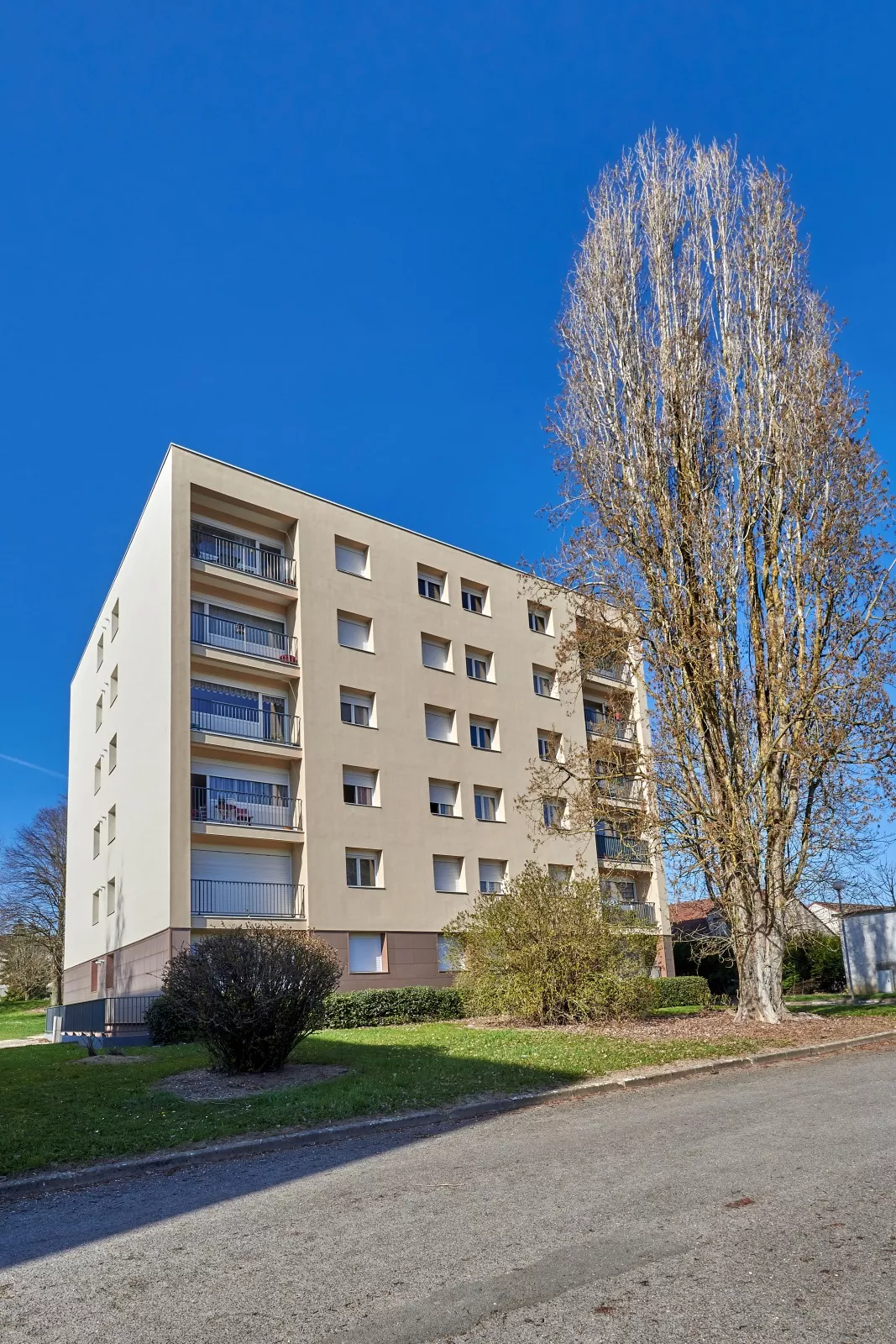  Location appartement T3  69.00m²  à Sezanne  (51120)  - ER.23056 - Galerie 2 - Ouvrir l'image en pleine taille