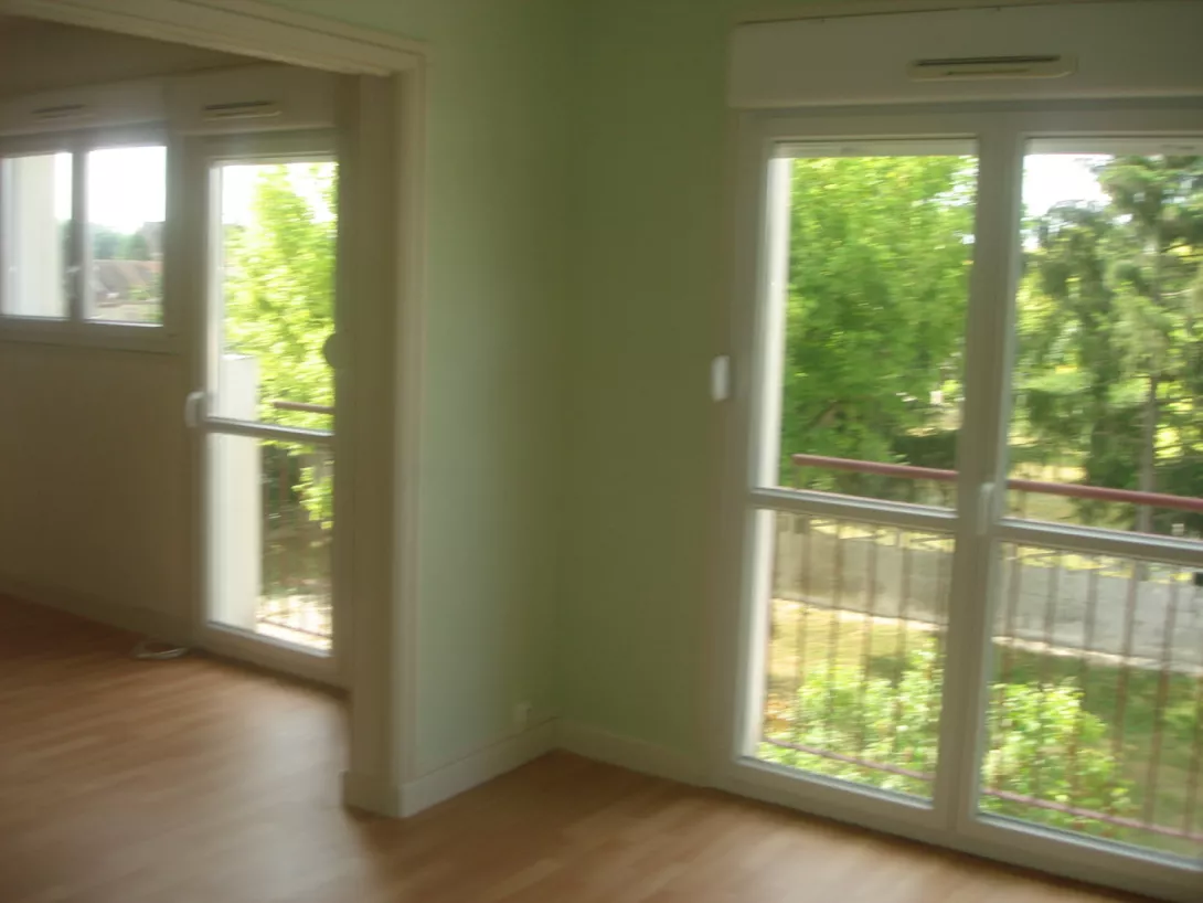  Location appartement T4  79.00m²  à Anglure  (51260)  - ER.23155 - Galerie 2 - Ouvrir l'image en pleine taille