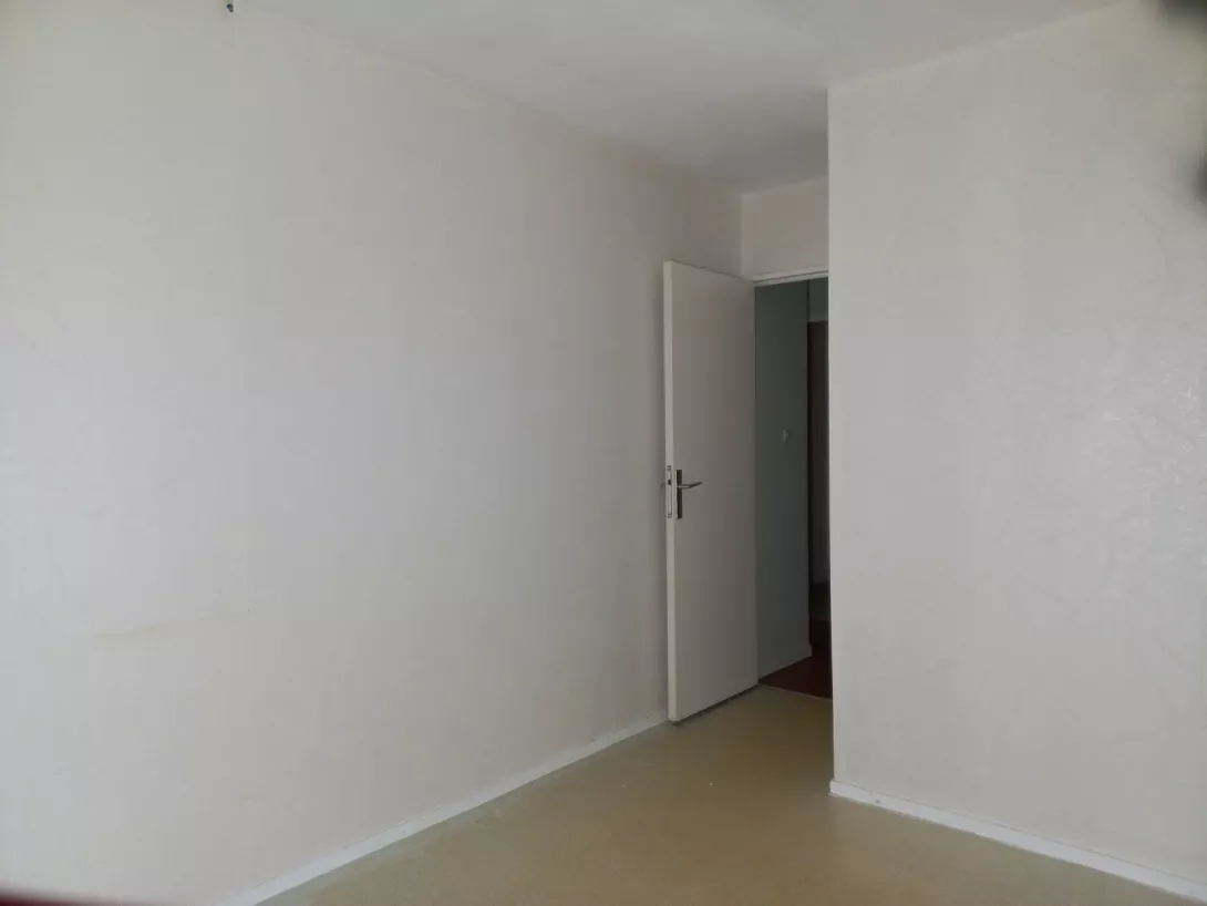  Achat maison T3  63.00m²  à Montmirail  (51210)  - ER.23378 - Galerie 7 - Ouvrir l'image en pleine taille