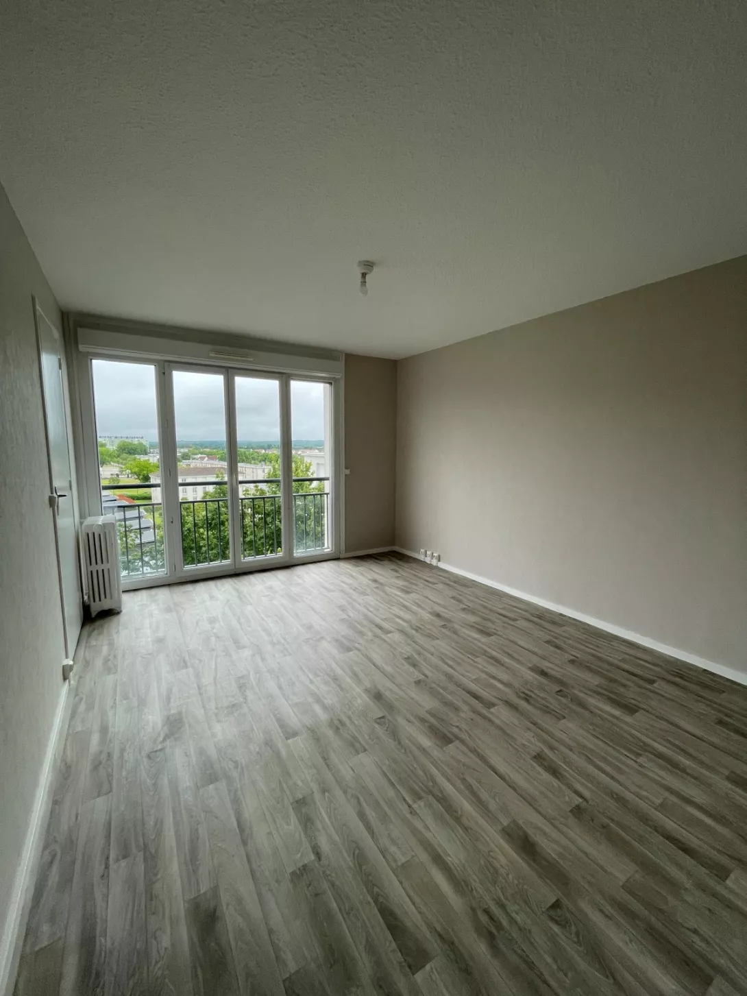  Location appartement T4  86.00m²  à Saint-Dizier  (52100)  - ER.23909 - Galerie 4 - Ouvrir l'image en pleine taille