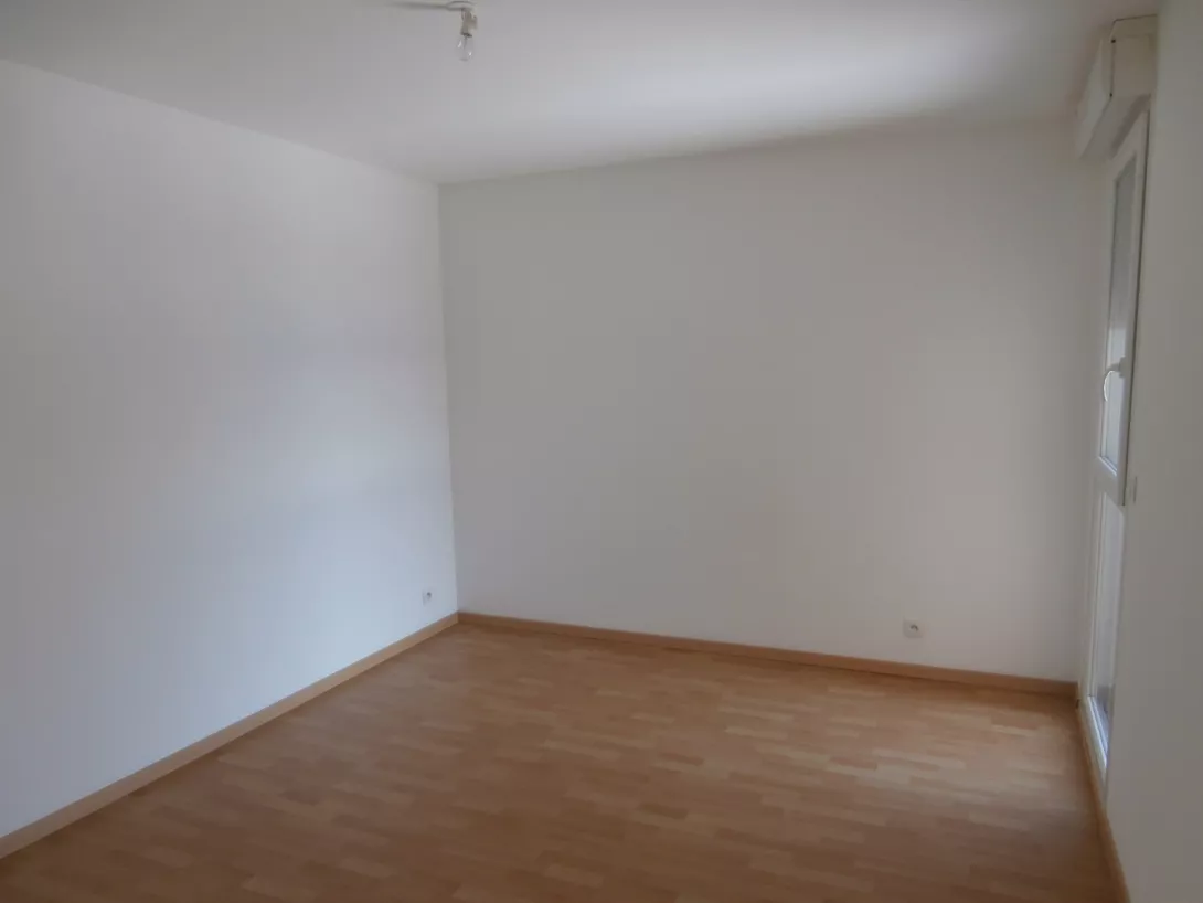  Location maison T6  148.43m²  à Champigny  (51370)  - ER.24047 - Galerie 3 - Ouvrir l'image en pleine taille