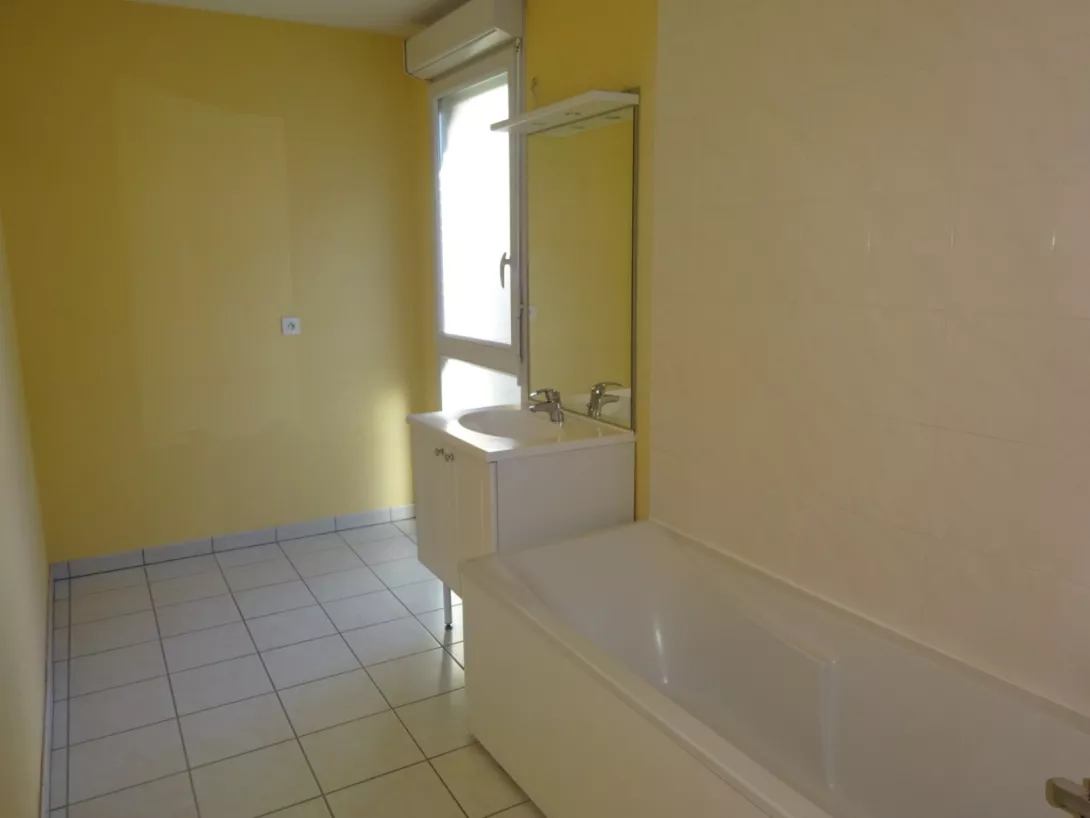  Location appartement T4  84.00m²  à Reims  (51100)  - ER.24171 - Galerie 2 - Ouvrir l'image en pleine taille