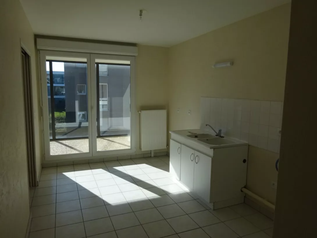  Location appartement T4  84.00m²  à Reims  (51100)  - ER.24171 - Galerie 6 - Ouvrir l'image en pleine taille