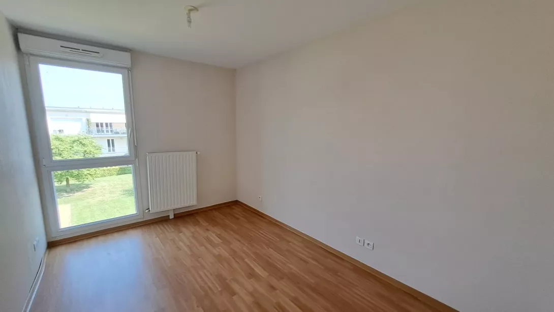  Location appartement T4  84.00m²  à Reims  (51100)  - ER.24172 - Galerie 5 - Ouvrir l'image en pleine taille