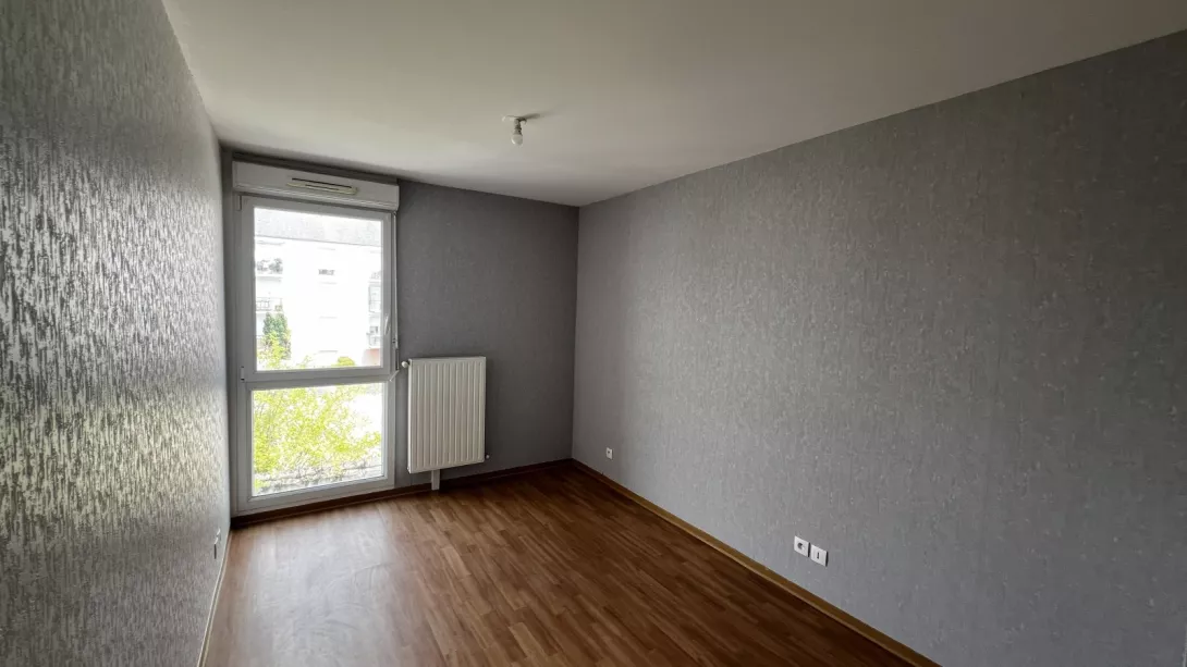  Location appartement T4  84.00m²  à Reims  (51100)  - ER.24178 - Galerie 4 - Ouvrir l'image en pleine taille