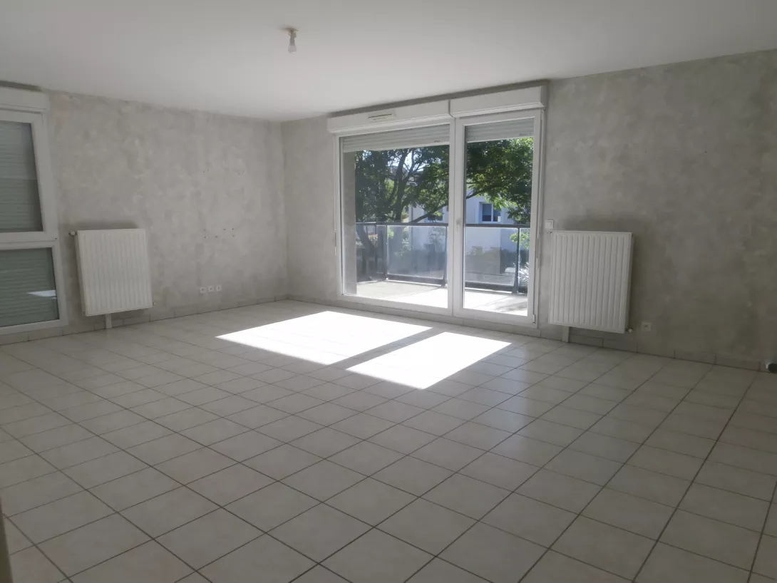  Location appartement T4  84.40m²  à Reims  (51100)  - ER.24211 - Galerie 5 - Ouvrir l'image en pleine taille