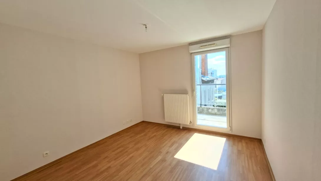  Location appartement T4  89.40m²  à Reims  (51100)  - ER.24217 - Galerie 6 - Ouvrir l'image en pleine taille