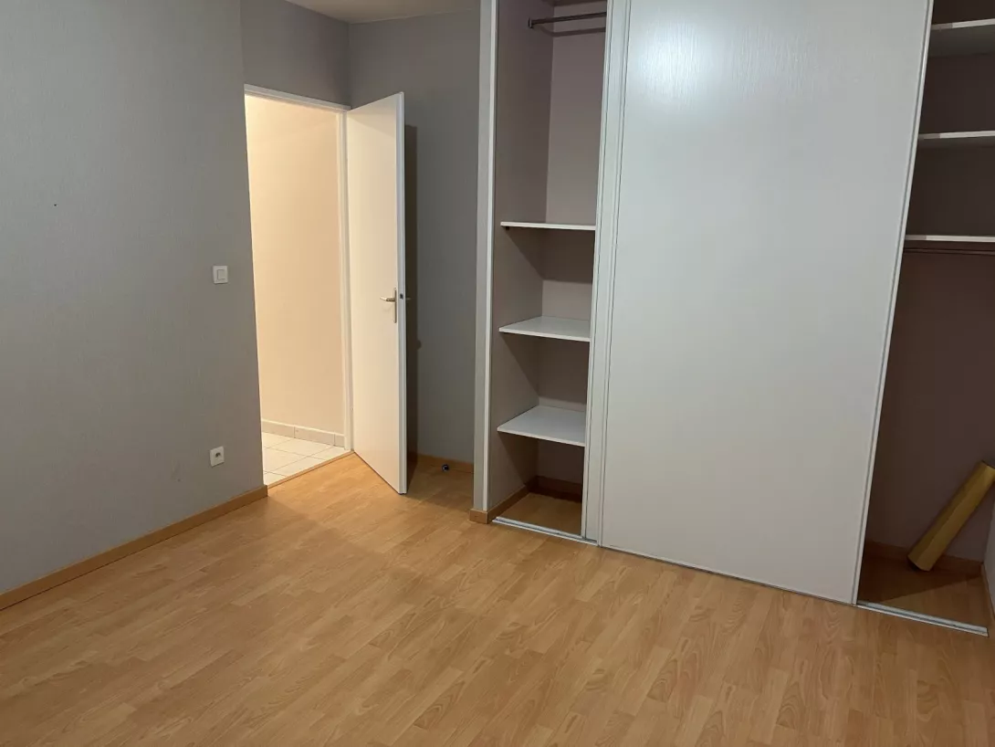  Location appartement T4  84.60m²  à Chalons-En-Champagne  (51000)  - déjà  loué   - ER.25199 - Galerie 3 - Ouvrir l'image en pleine taille