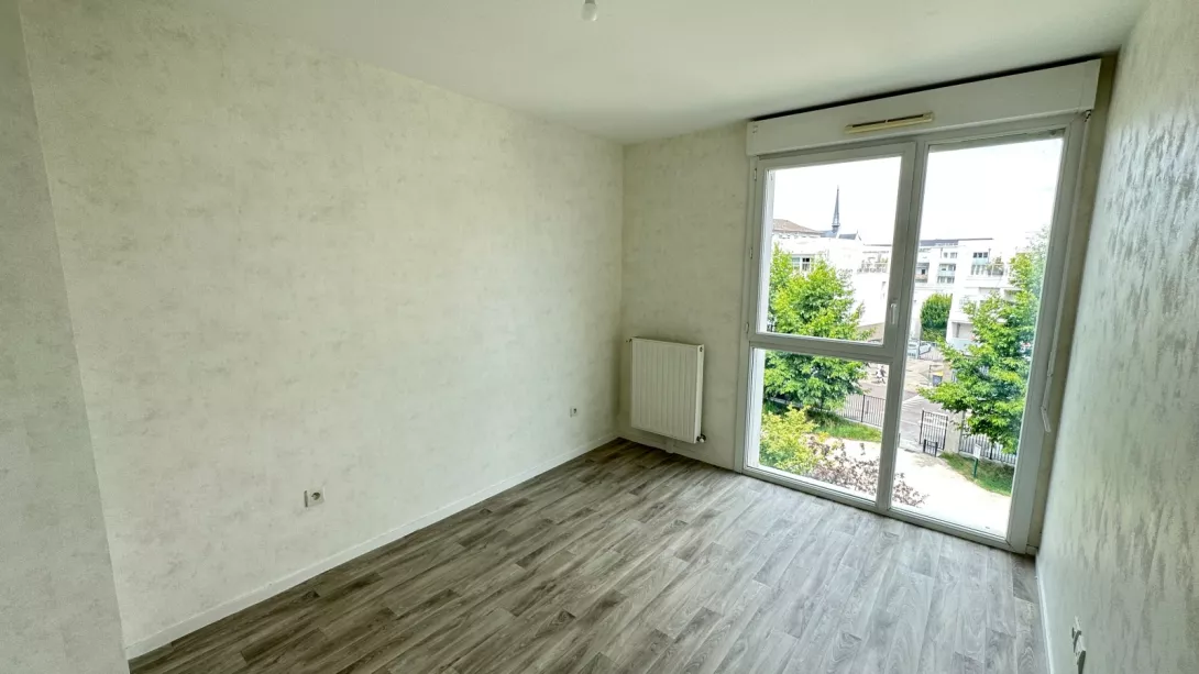  Location appartement T5  115.70m²  à Reims  (51100)  - ER.25501 - Galerie 4 - Ouvrir l'image en pleine taille