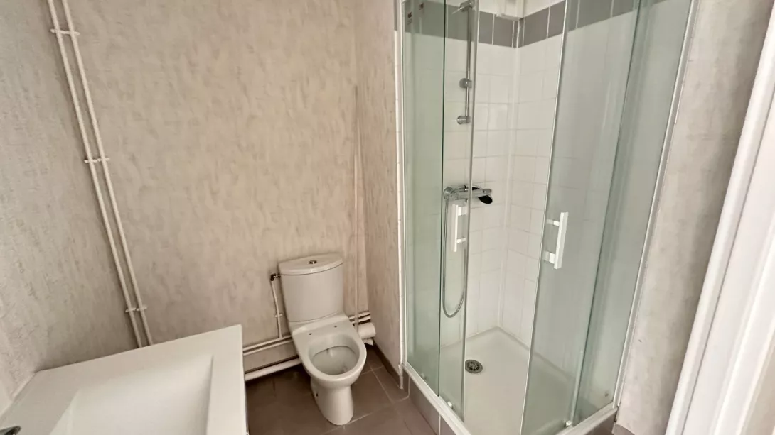  Location appartement T5  115.70m²  à Reims  (51100)  - ER.25501 - Galerie 6 - Ouvrir l'image en pleine taille