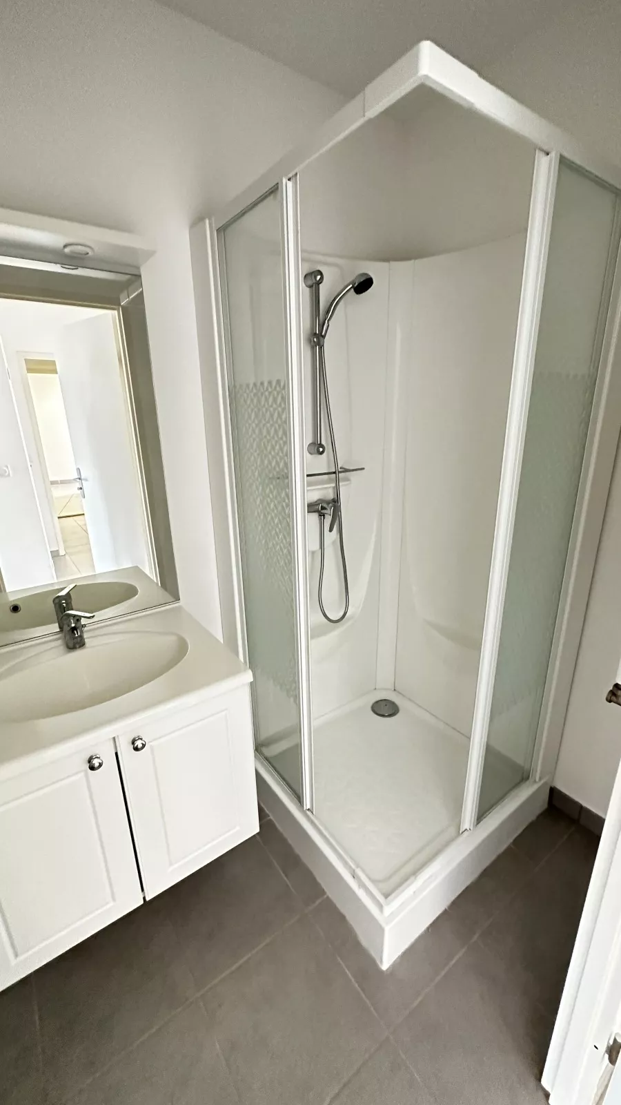  Location appartement T4  99.48m²  à Reims  (51100)  - ER.25868 - Galerie 3 - Ouvrir l'image en pleine taille