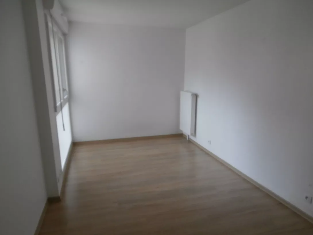  Location maison T7  197.60m²  à Reims  (51100)  - ER.26034 - Galerie 7 - Ouvrir l'image en pleine taille